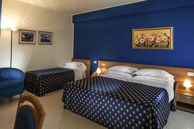 Dört Kişilik Oda