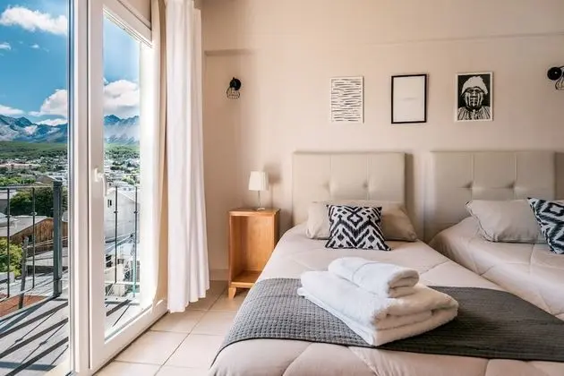 Apart Daire, Dağ Manzaralı