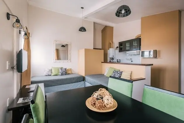 Apart Daire, Dağ Manzaralı