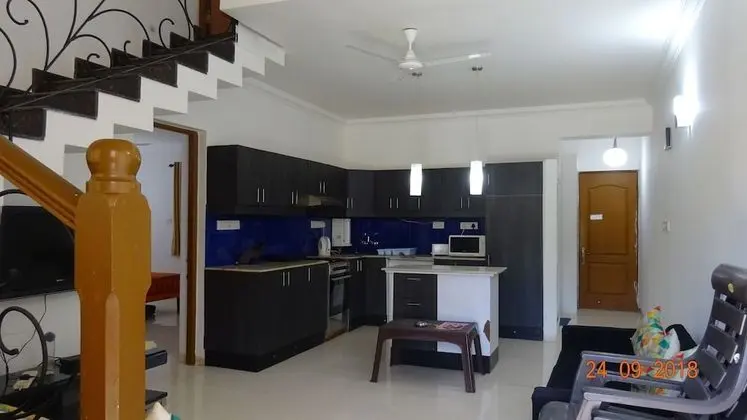 Luxury Çatı Katı Süiti (Penthouse), 2 Yatak Odası, Sigara İçilebilir, Havuz Manzaralı