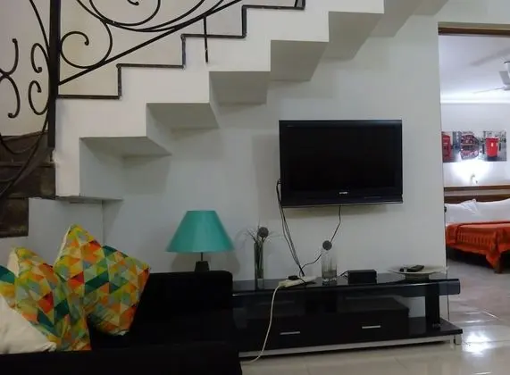 Luxury Çatı Katı Süiti (Penthouse), 2 Yatak Odası, Sigara İçilebilir, Havuz Manzaralı