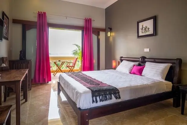 Superior Tek Büyük Yataklı Oda, 1 Büyük (Queen) Boy Yatak, Balkon, Deniz Manzaralı