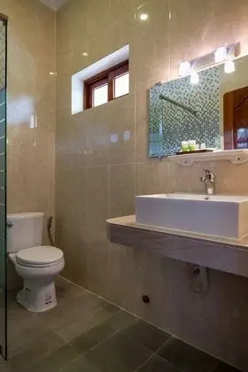 Superior Tek Büyük Yataklı Oda, 1 Büyük (Queen) Boy Yatak, Balkon, Deniz Manzaralı