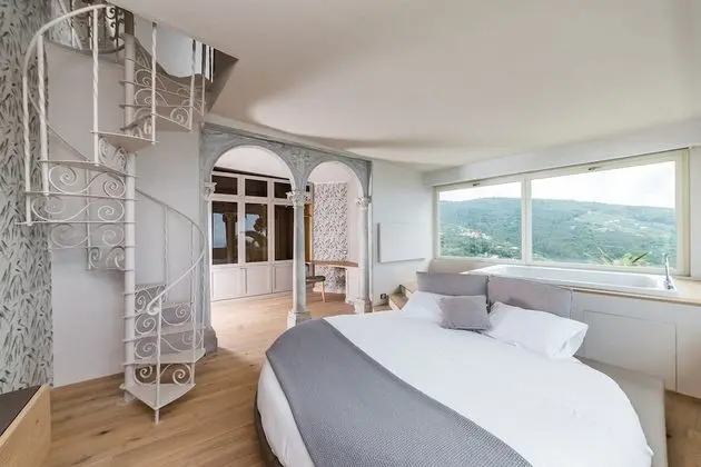 Romantic Süit, 1 En Büyük (King) Boy Yatak, Sıcak Su Havuzu, Deniz Manzaralı