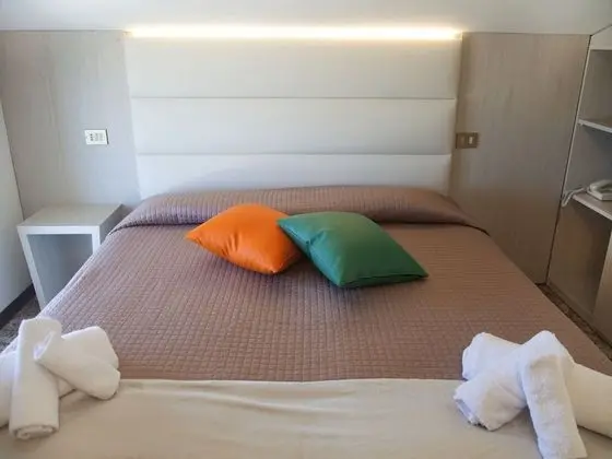Standard Tek Büyük veya İki Ayrı Yataklı Oda
