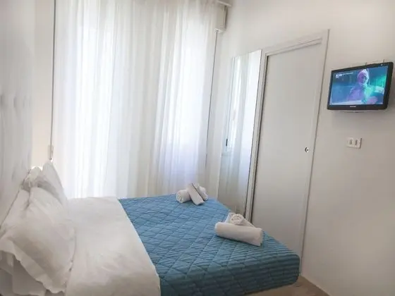 Standard Tek Büyük veya İki Ayrı Yataklı Oda