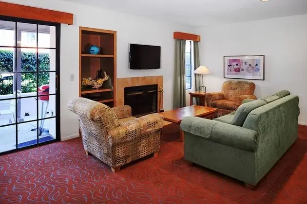 Oda, 2 Yatak Odası, Sigara İçilmez, Mutfak