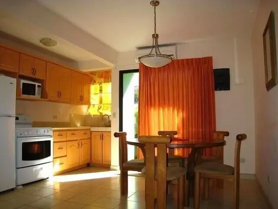 Villa Riviera B No 09