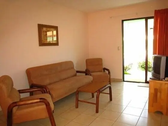 Villa Riviera B No 09
