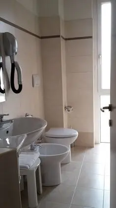 Classic Tek Büyük Yataklı Oda