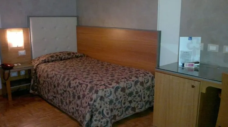 Classic Tek Kişilik Oda