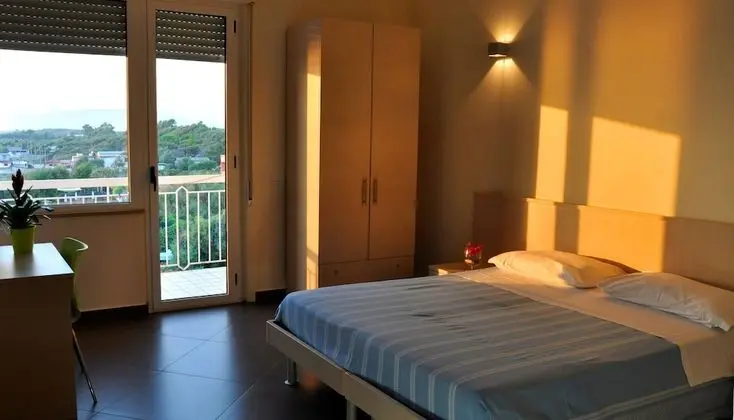 Comfort Tek Büyük Yataklı Oda, Balkon, Okyanusa Sıfır