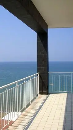 Üç Kişilik Oda, Balkon, Denize Bakan