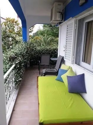 Family Stüdyo, Bahçe Manzaralı