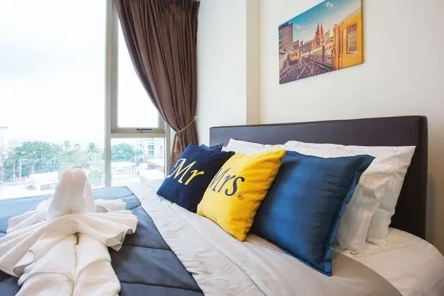 1 Bedroom Condo