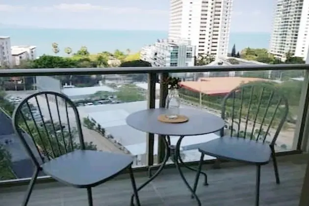 1 Bedroom Condo