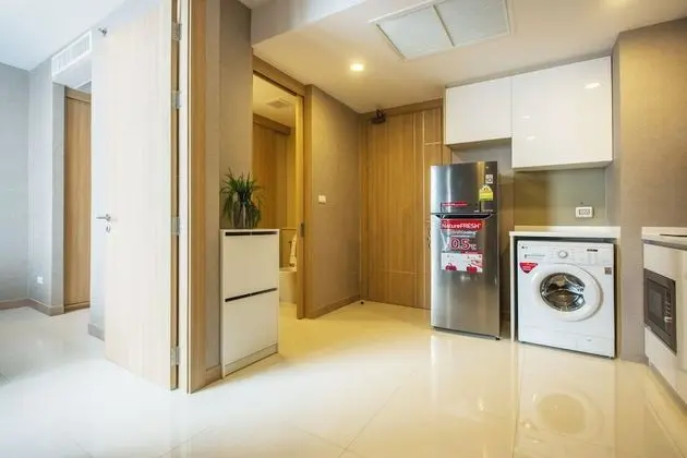 1 Bedroom Condo