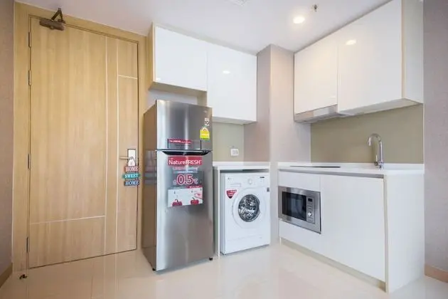1 Bedroom Condo