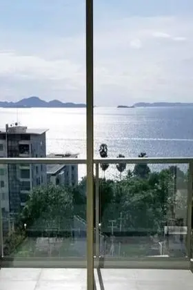 1 Bedroom Condo