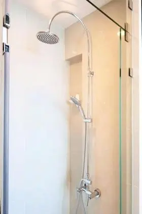 1 Bedroom Condo