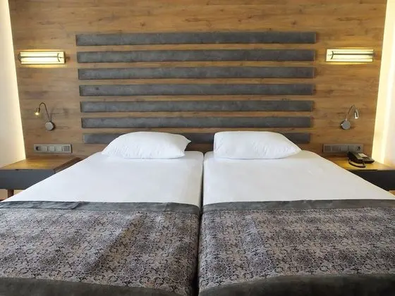 Standard Oda, Havuz Manzaralı