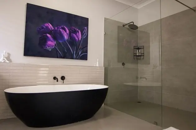 Premium Tek Büyük Yataklı Oda, Balkon, Bahçe Manzaralı