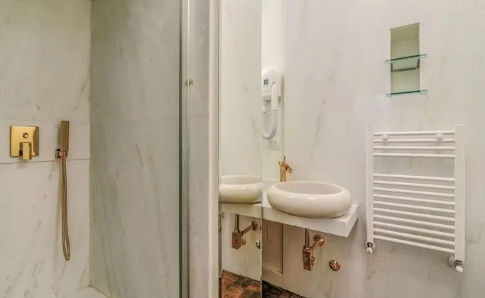 Deluxe Tek Büyük veya İki Ayrı Yataklı Oda