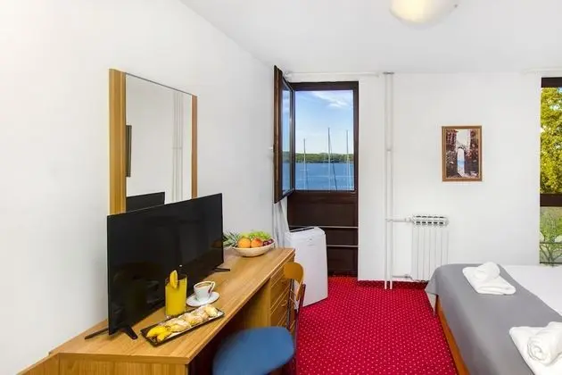Twin Room, City View
