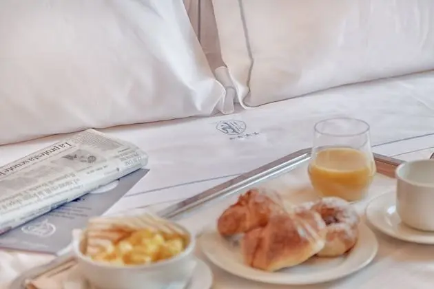 Comfort Büyük Yataklı Tek Kişilik Oda