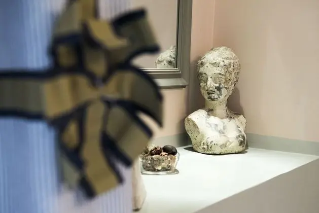 Traditional Tek Büyük Yataklı Oda