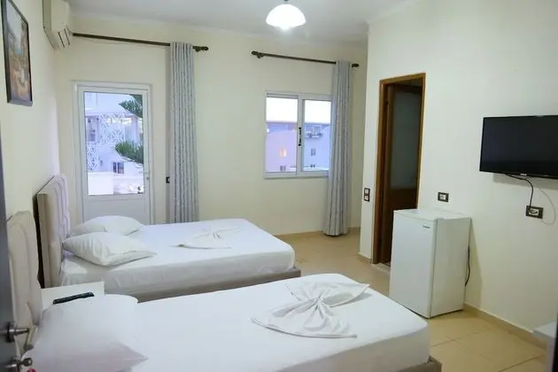 Üç Kişilik Oda, Balkon