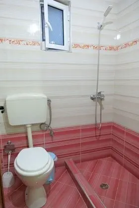 Üç Kişilik Oda, Balkon
