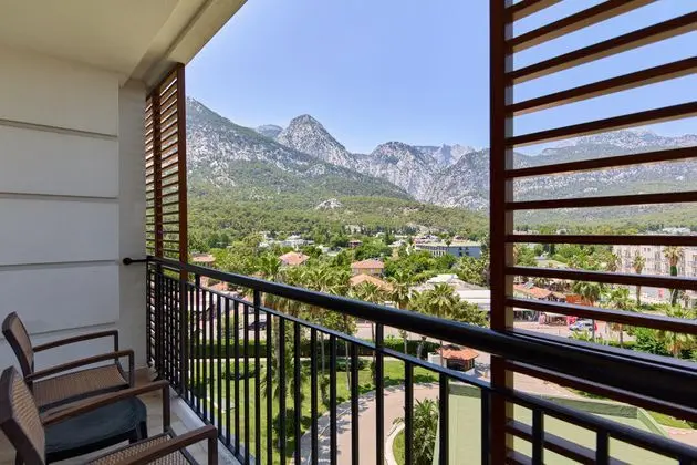https://images.etstur.com/imgproxy/resize/2560x1440/files/images/hotelImages/etsrooms/130/Rixos_Beldibi_-_Tui_Magic_Life_20250624150440_2.jpg