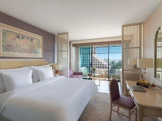 https://images.etstur.com/files/images/hotelImages/TR/51941/l/Rixos-Downtown-Antalya-Oda-340966.jpg
