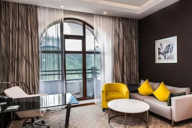 Deluxe Oda, 1 En Büyük (King) Boy Yatak, Şehir Manzaralı
