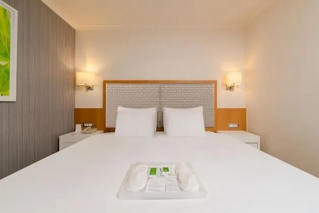 https://images.etstur.com/files/images/hotelImages/TR/218073/l/Rixos-Park-Belek-Hotel-Oda-392051.jpg