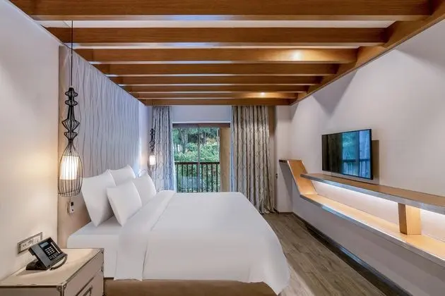 https://images.etstur.com/files/images/hotelImages/TR/50633/l/Rixos-Premium-Belek-Oda-350248.jpg