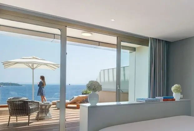 Deluxe Tek Büyük Yataklı Oda, 1 Çift Kişilik Yatak, Deniz Manzaralı