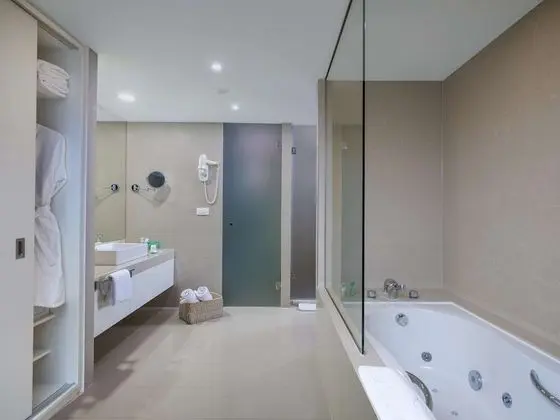 Deluxe Tek Büyük Yataklı Oda, 1 Çift Kişilik Yatak, Deniz Manzaralı