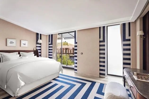 https://images.etstur.com/files/images/hotelImages/TR/51392/l/Rixos-Premium-Gocek-Oda-324562.jpg