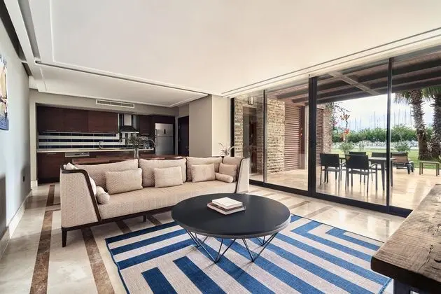 https://images.etstur.com/files/images/hotelImages/TR/51392/l/Rixos-Premium-Gocek-Oda-324569.jpg