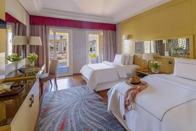 https://images.etstur.com/files/images/hotelImages/TR/220396/l/RIXOS-PREMIUM-SEAGATE-Oda-384781.jpg