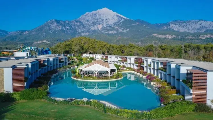 https://images.etstur.com/files/images/hotelImages/TR/50787/l/Rixos-Premium-Tekirova-Oda-340849.jpg