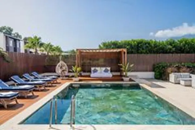 Superior Villa