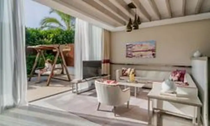 Superior Villa
