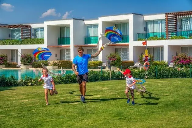 https://images.etstur.com/files/images/hotelImages/TR/50787/l/Rixos-Premium-Tekirova-Oda-340830.jpg