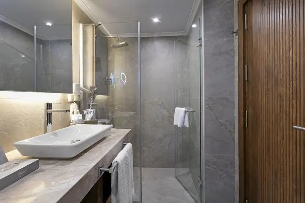 https://images.etstur.com/files/images/hotelImages/TR/51896/l/Rixos-Sungate-Hotel-Oda-297501.jpg