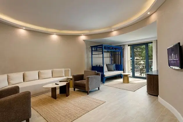 https://images.etstur.com/files/images/hotelImages/TR/51896/l/Rixos-Sungate-Hotel-Oda-297502.jpg