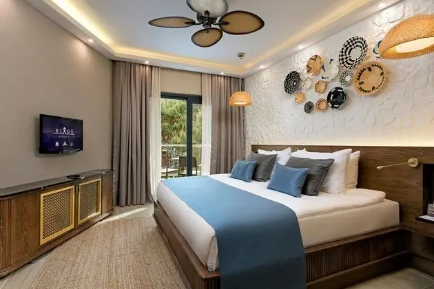 https://images.etstur.com/files/images/hotelImages/TR/51896/l/Rixos-Sungate-Hotel-Oda-297504.jpg