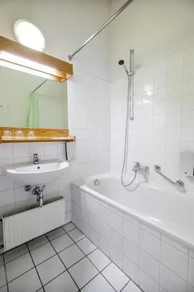 Standard Üç Kişilik Oda